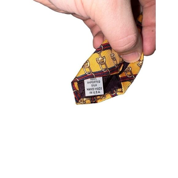 Aquascutum of London Golden Iconic Horsebit Rep Stripe Handmade Tie - Picture 5 of 5